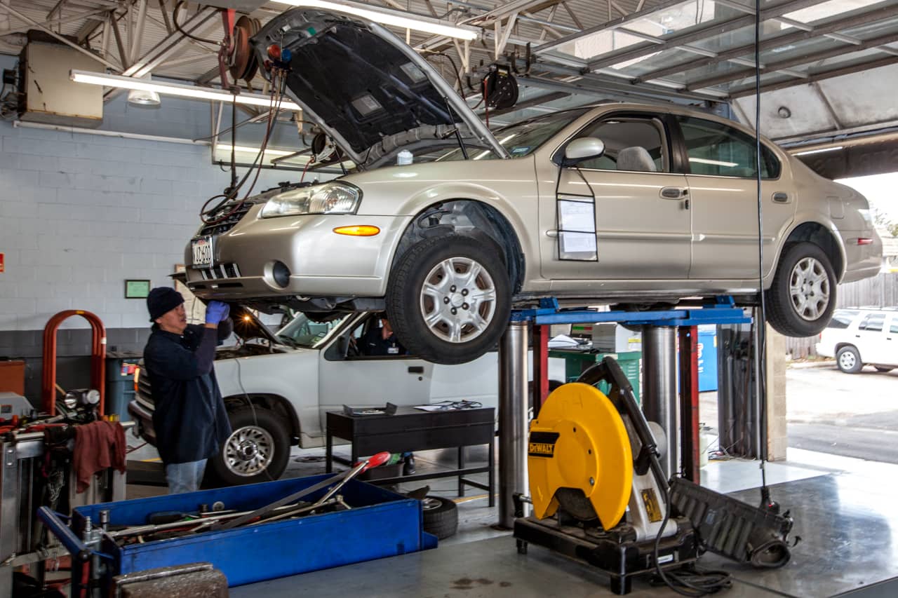 Discount Car Care auto repair shop in Katy, Texas